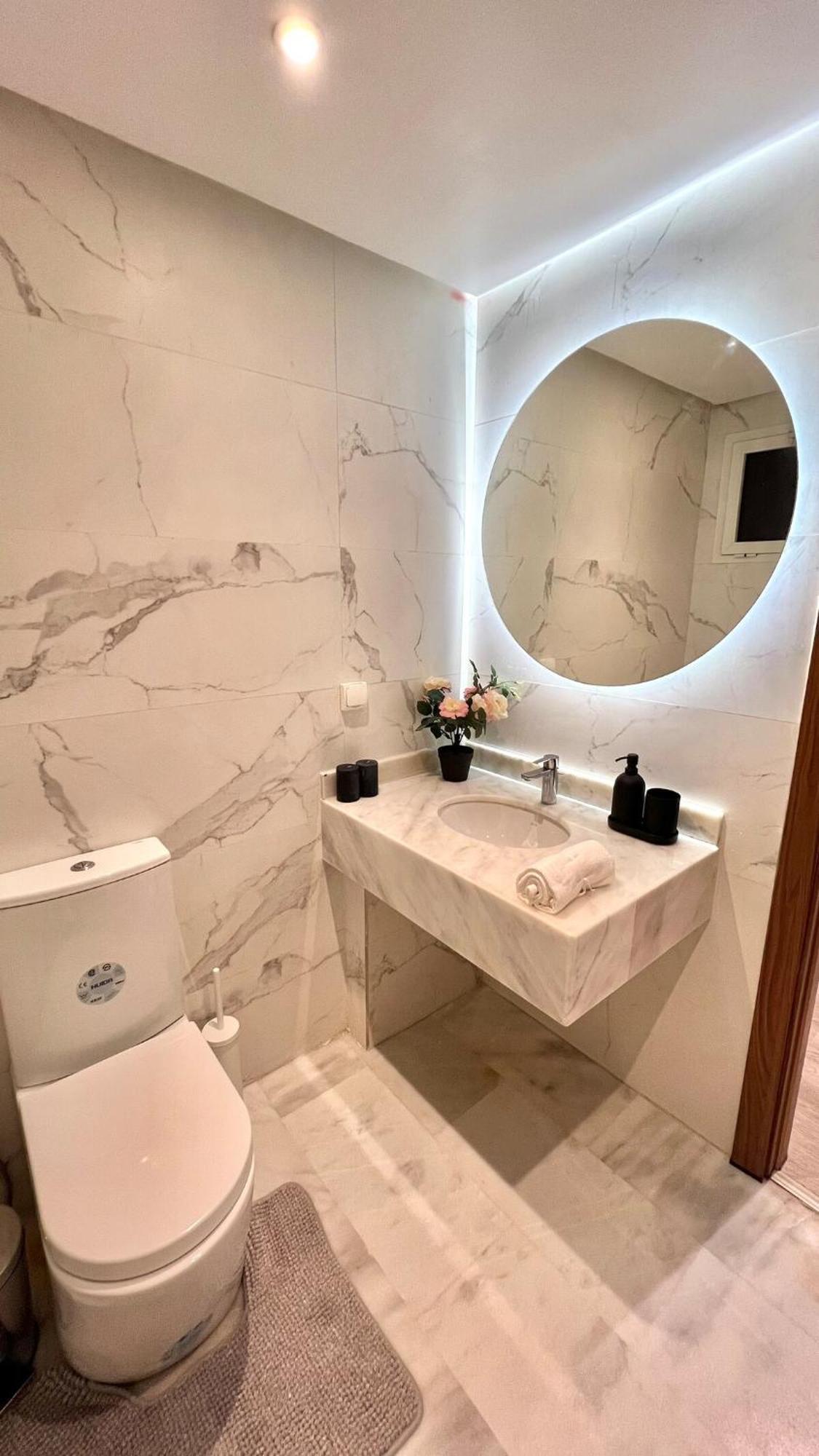 Apartment N28 3 Bedrooms - Gym, Perfect Guaranteed *