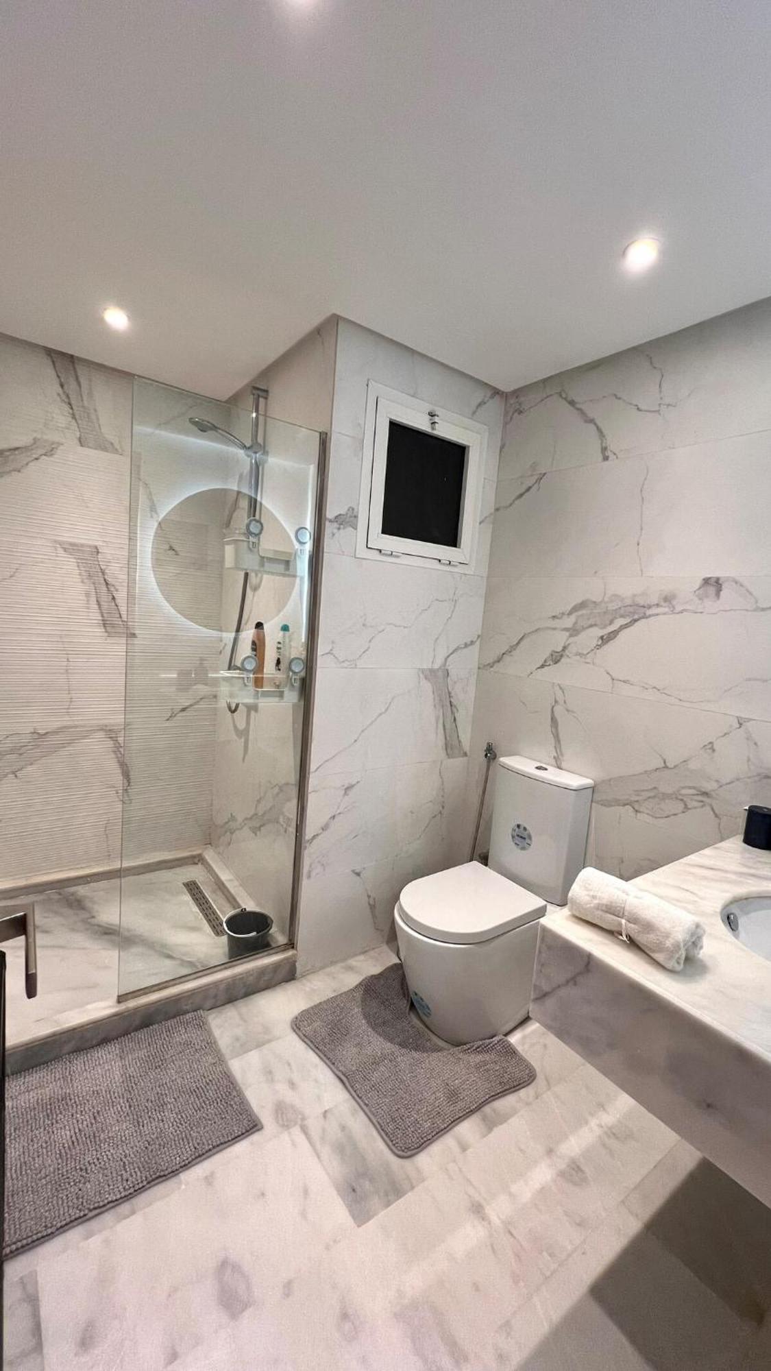 Apartment N28 3 Bedrooms - Gym, Perfect Guaranteed